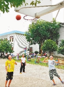 “每天都會(huì)回家住”——走進(jìn)長(zhǎng)沙縣榔梨街道