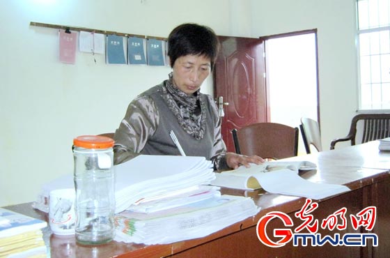 最美鄉(xiāng)村教師莊巧真：三尺講臺(tái)給她戰(zhàn)勝癌癥的力量