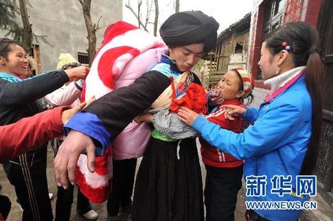 和而不同：各地拜年方式大掃描