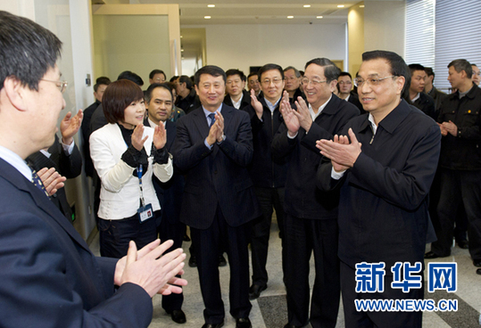 李克強在上海考察 強調推動轉型發展 依靠創新驅動