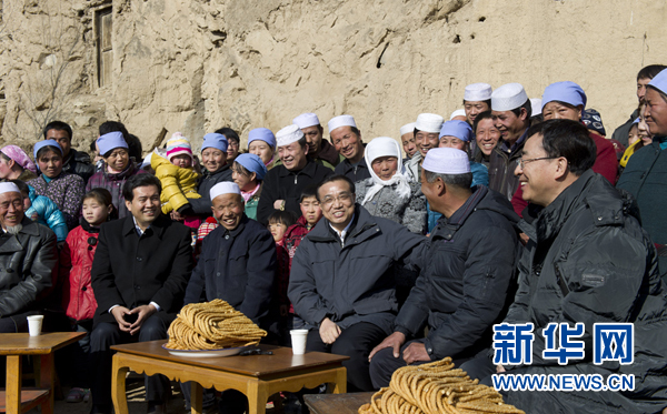 李克強(qiáng)在寧夏考察 強(qiáng)調(diào)更加注重保障基本民生