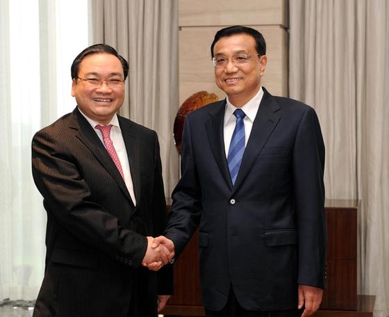 李克強會見越南副總理黃中海