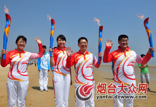 亞沙會火炬今日在煙臺傳遞 奧運冠軍邢傲偉第一棒