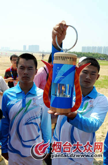 亞沙會火炬今日在煙臺傳遞 奧運冠軍邢傲偉第一棒