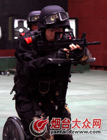 煙臺武警苦練硬功 為海陽亞沙會保駕護航