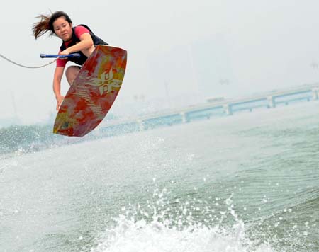 2012中國沂河文化體育旅游節(jié)在山東臨沂盛大開幕