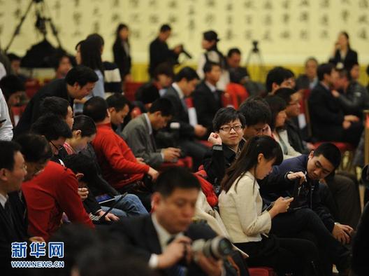 總理記者見面：等待