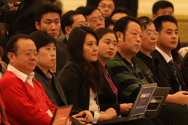 本網(wǎng)記者在記者會(huì)現(xiàn)場(chǎng)