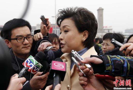 政協委員楊瀾微博公布提案呼喚慈善法盡早出臺