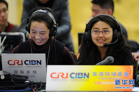 她們因?yàn)楣ぷ髅β抵利愔? style=