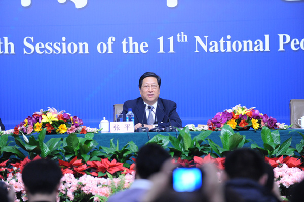 兩會(huì)看點(diǎn):部長(zhǎng)公開道歉 多地新省長(zhǎng)亮相回應(yīng)熱點(diǎn)