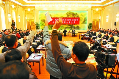 兩會看點：部長公開道歉 多地新省長亮相回應熱點