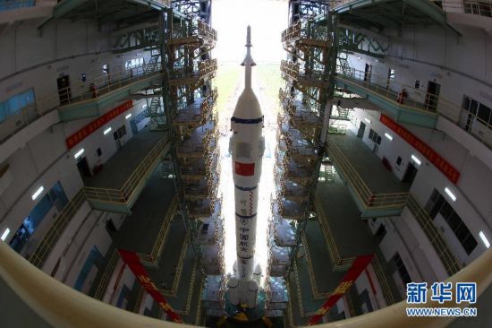 神九擬于6月中旬擇機發射 女宇航員兩人選出爐