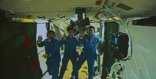 神九航天員進(jìn)駐天宮一號