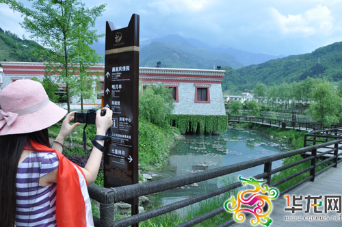水鄉(xiāng)藏寨 震區(qū)中崛起的4A級(jí)景區(qū)