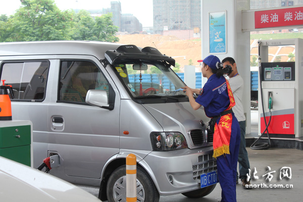 綿陽:小小加油站 體驗人間小大愛