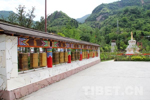 四川阿壩三江：從殘垣斷壁到水鄉藏寨