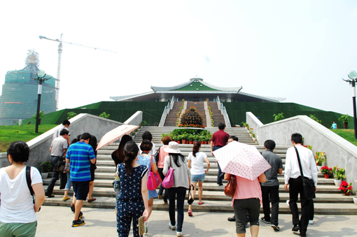 第十一屆“網上看河南”走進隋唐洛陽城遺址