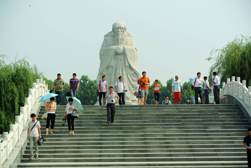 “網上看河南”采訪團走進老子故里河南鹿邑