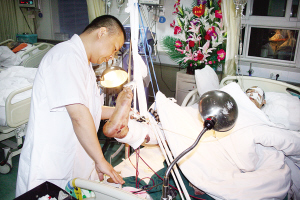 90后“最美學警”感動社會 李博亞：不后悔