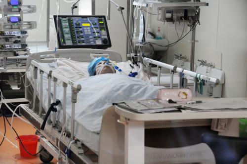 最美女教師：張麗莉舍身救學生 最美女教師感動網友