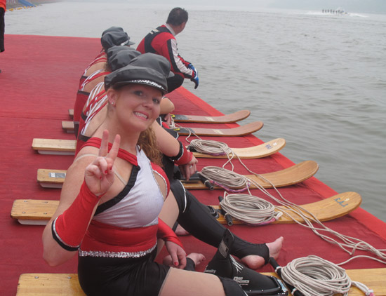 中美澳藝術滑水賽拉開序幕 美澳精彩創意引爆全場