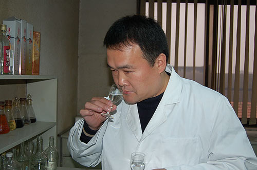 高舉質(zhì)量旗幟 只做行業(yè)領(lǐng)跑者