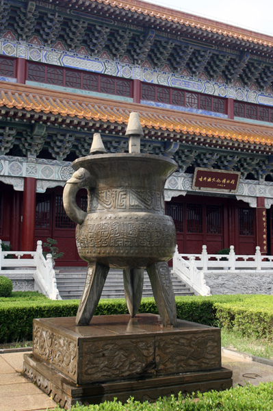 古井貢酒:從“曹操獻酒”到貢酒獻給人民