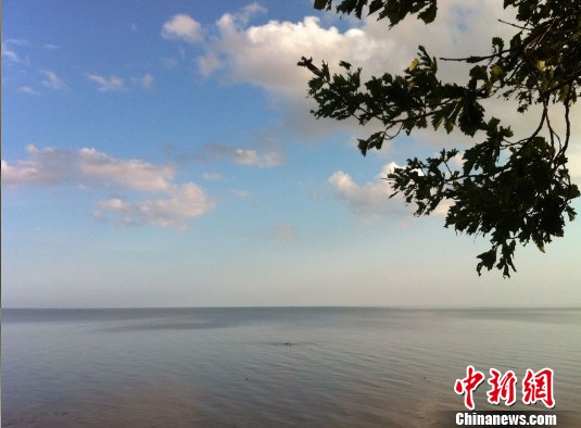 網媒記者造訪興凱湖 壯美景觀顯現環(huán)保效應(圖)