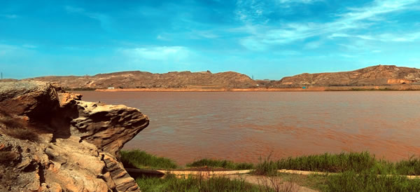 石嘴山：經(jīng)濟(jì)轉(zhuǎn)型促使城市華麗轉(zhuǎn)身