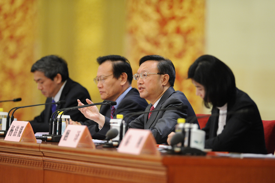 外交部長楊潔篪答新華社記者提問