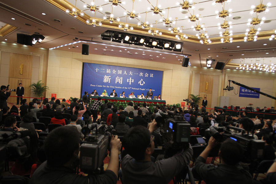 “一線工人農民代表談履職”主題記者會現(xiàn)場