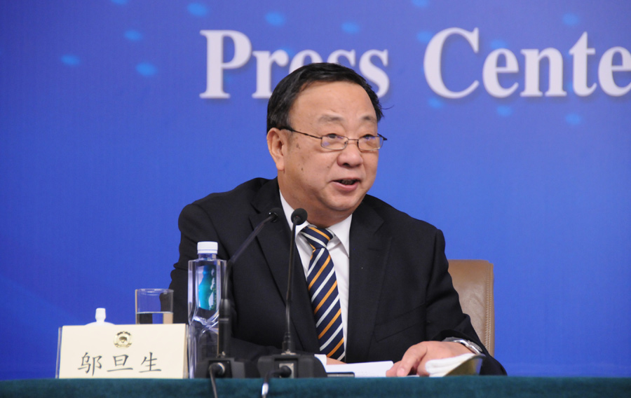 全國政協(xié)十二屆一次會議第二場記者會主持人鄔旦生