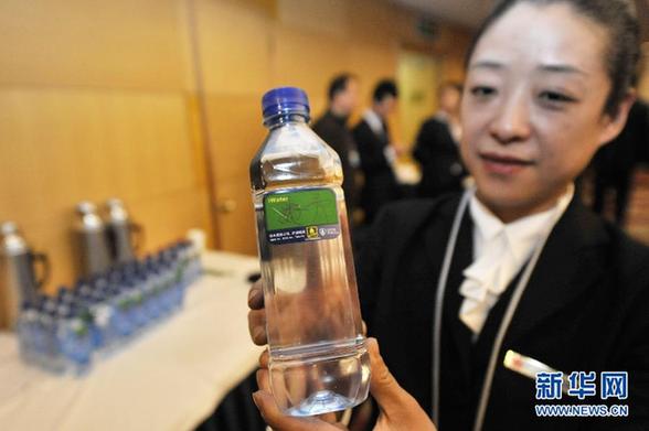 兩會花絮連連看:“換個角度也精彩”