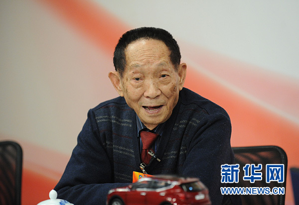 袁隆平側(cè)記:80歲的年齡,50歲的身體,30歲的心態(tài)