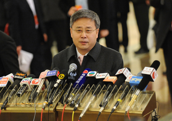 郭樹清:加強信息公開 希望消除“斷章取義”報道