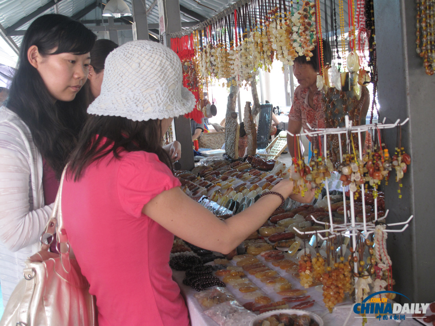 走進世界珠寶文化之旅第一站——德宏珠寶小鎮