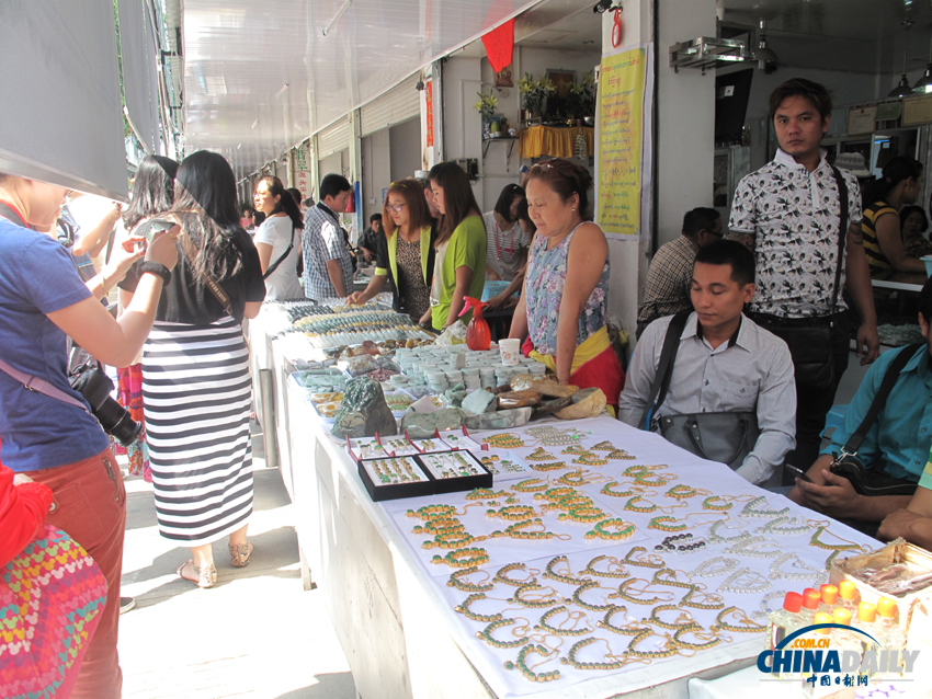 姐告邊境貿(mào)易區(qū) 全國唯一實行“境內(nèi)關外”的貿(mào)易特區(qū)