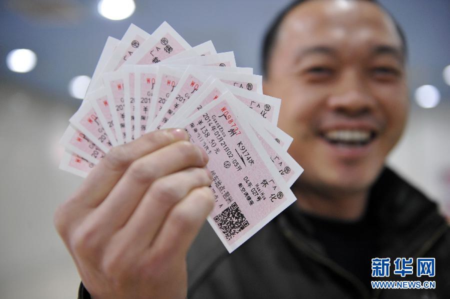 客流高峰漸至 實拍各地全力備戰春運