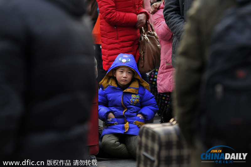 春運表情：回家路上的孩子們