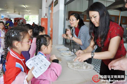 泰國百年華校春節秀
