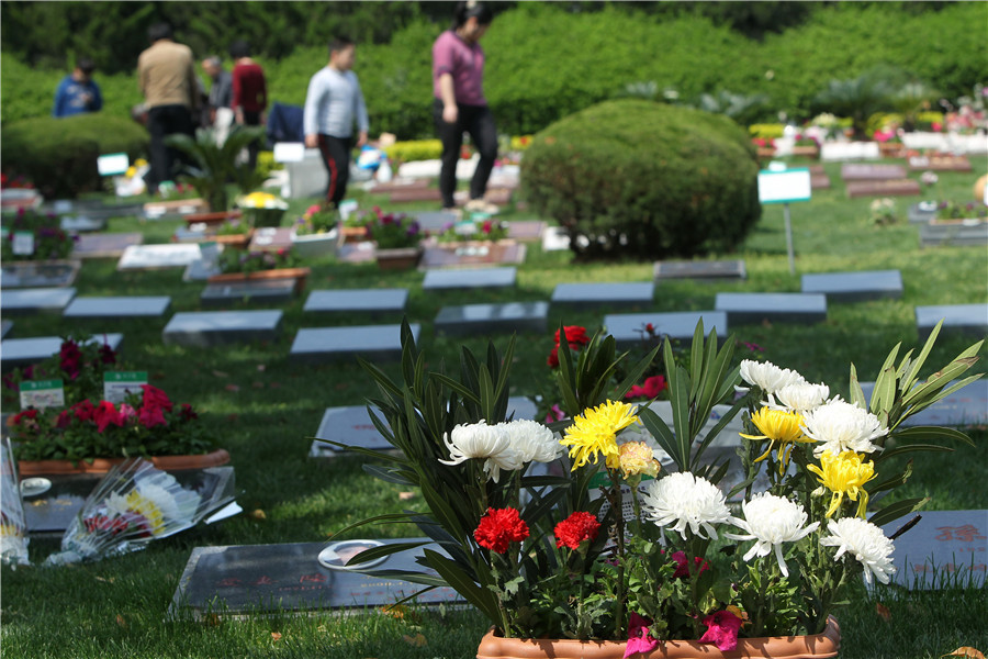 清明文明祭掃 不再煙霧繚繞