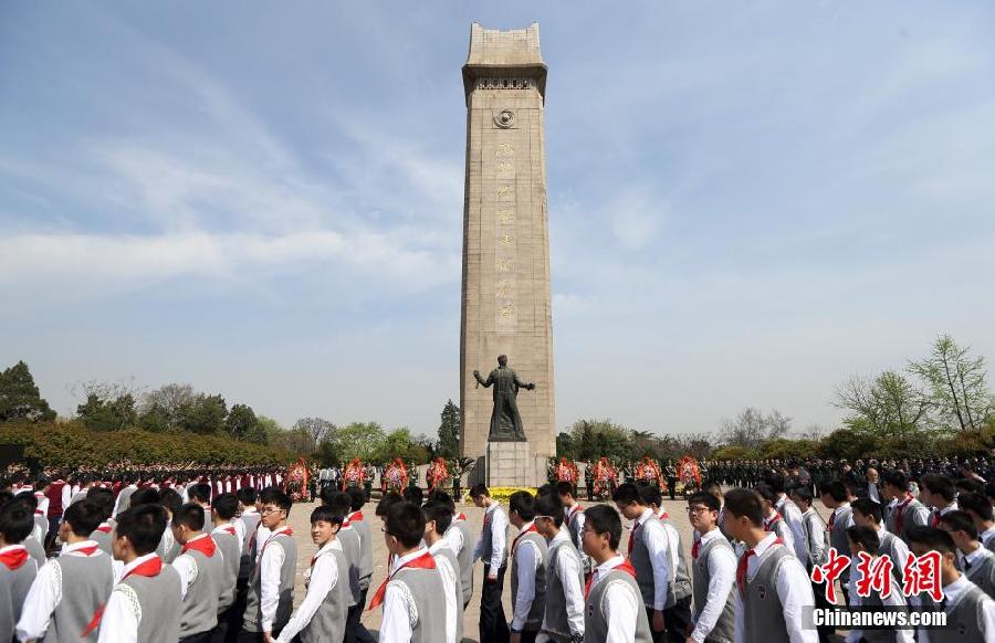 沈陽(yáng)舉行“緬懷革命先烈弘揚(yáng)民族精神”活動(dòng)