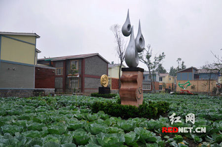 四川都江堰土地流轉試水 震區災民全換新房(圖)