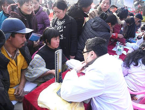 湖南“五下鄉”活動受群眾熱捧