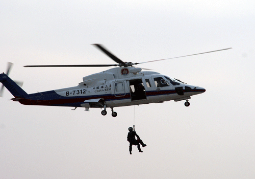 交通運輸部海上專業救助直升機進駐青島
