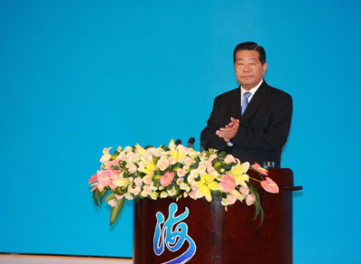賈慶林：舉辦海峽論壇是兩岸關系呈現和平發展的新氣象