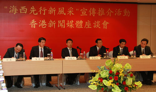 唐國(guó)忠:深化閩港新聞合作,加大海西宣傳力度