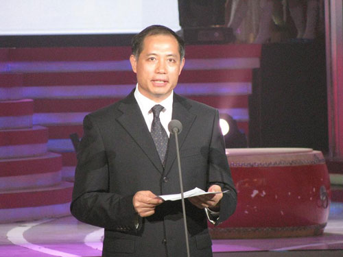 第八屆“漢語橋”復(fù)賽長(zhǎng)沙開幕[組圖]