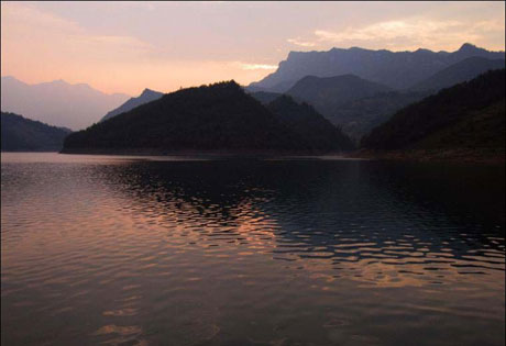 芙蓉江上風光好[圖]